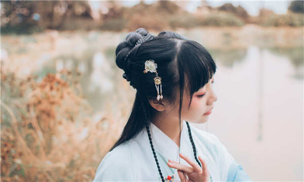 乌拉特后试管助孕生子多少钱？了解真实费用让你更安心